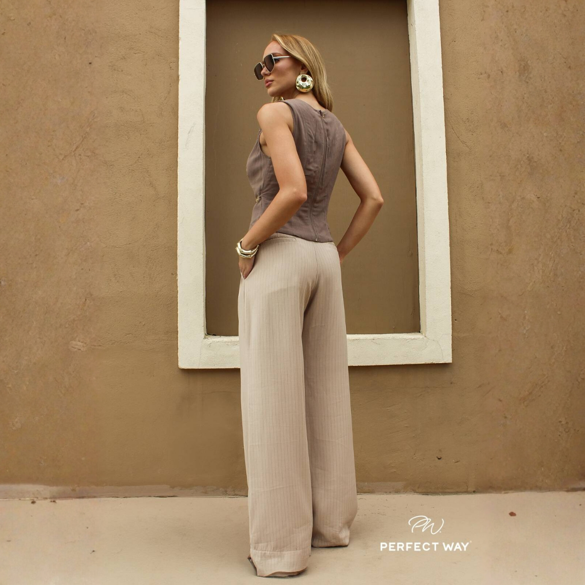 COLETE FEMININO TERRA